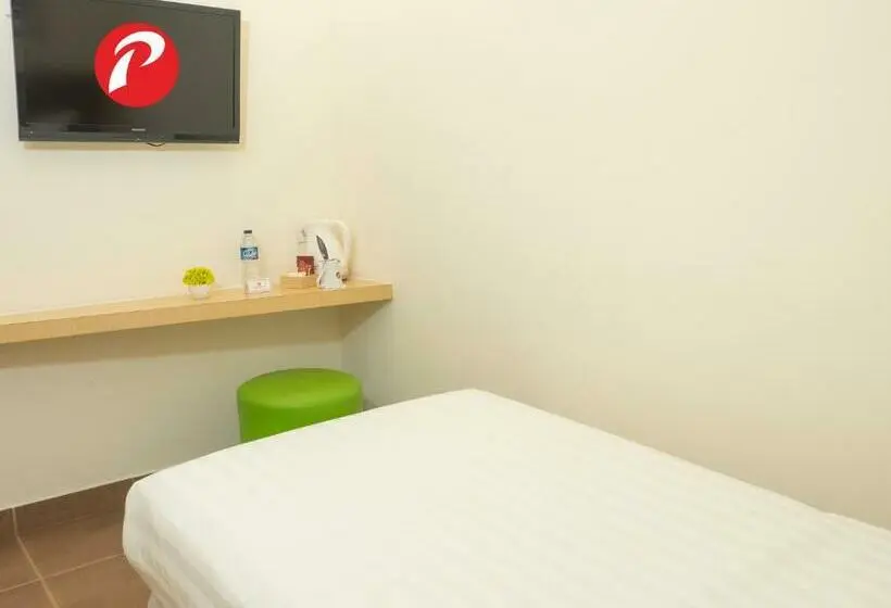 اتاق استاندارد یک نفره, D Primahotel Airport Jakarta Terminal 1a