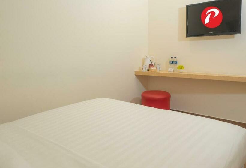Номер Superior, D Primahotel Airport Jakarta Terminal 1a