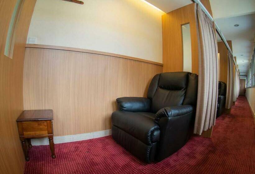 اتاق استاندارد, D Primahotel Airport Jakarta Terminal 1a