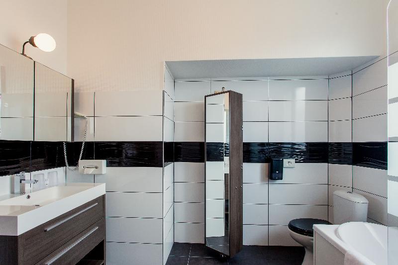 Номер Superior, D Primahotel Airport Jakarta Terminal 1a