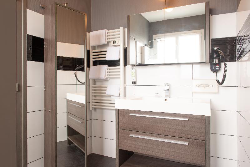 Номер Superior, D Primahotel Airport Jakarta Terminal 1a