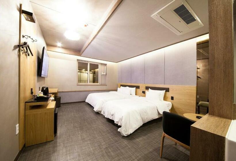 غرفة قياسية, Jinju Kai