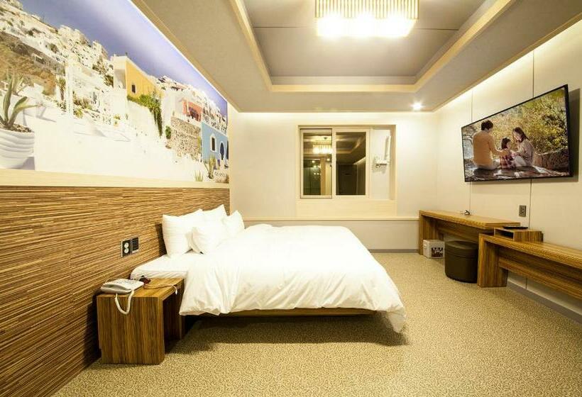 غرفة ديلوكس, Jinju Kai