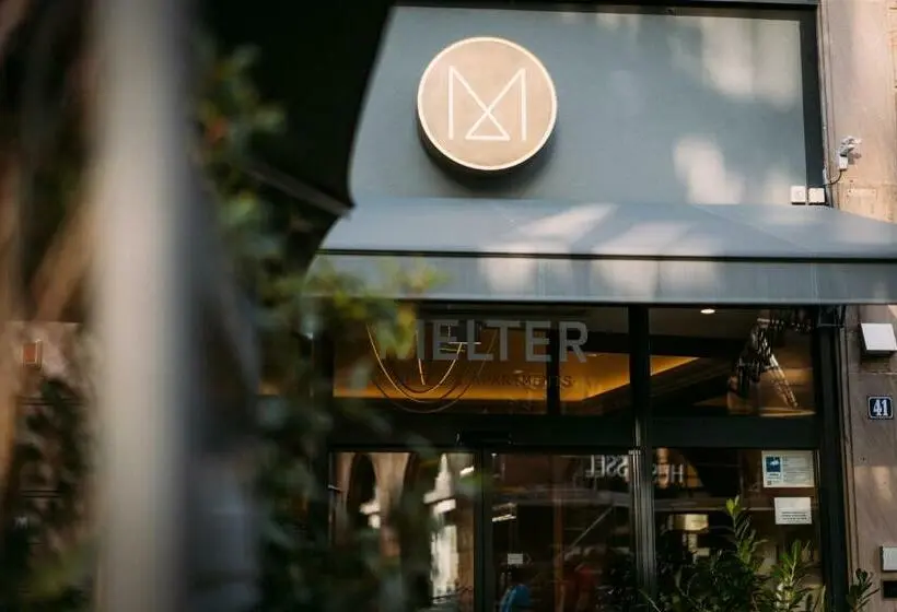 اتاق استاندارد, Melter Hotel & Apartments   A Neighborhood