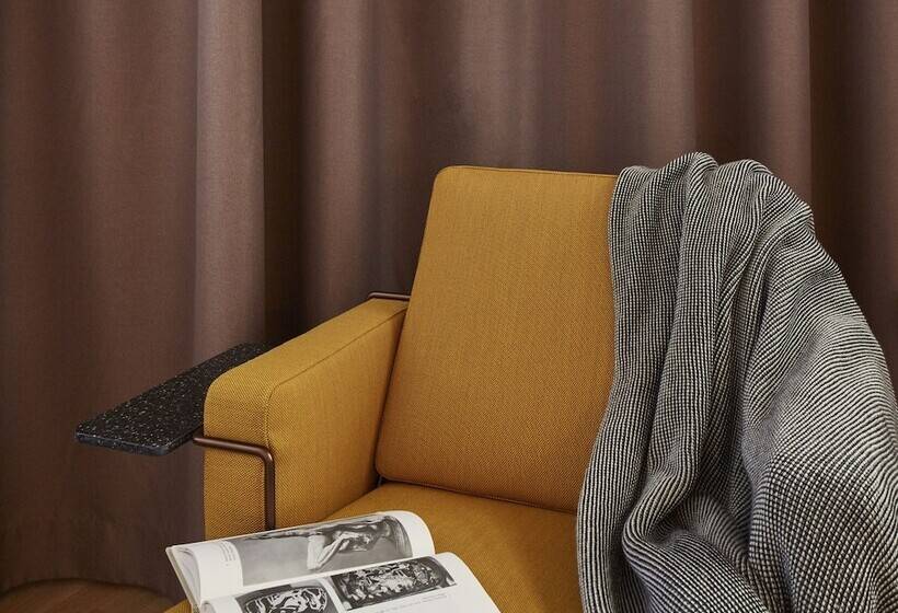 Апартаменты Комфорт 1 Спальня, Melter Hotel & Apartments   A Neighborhood