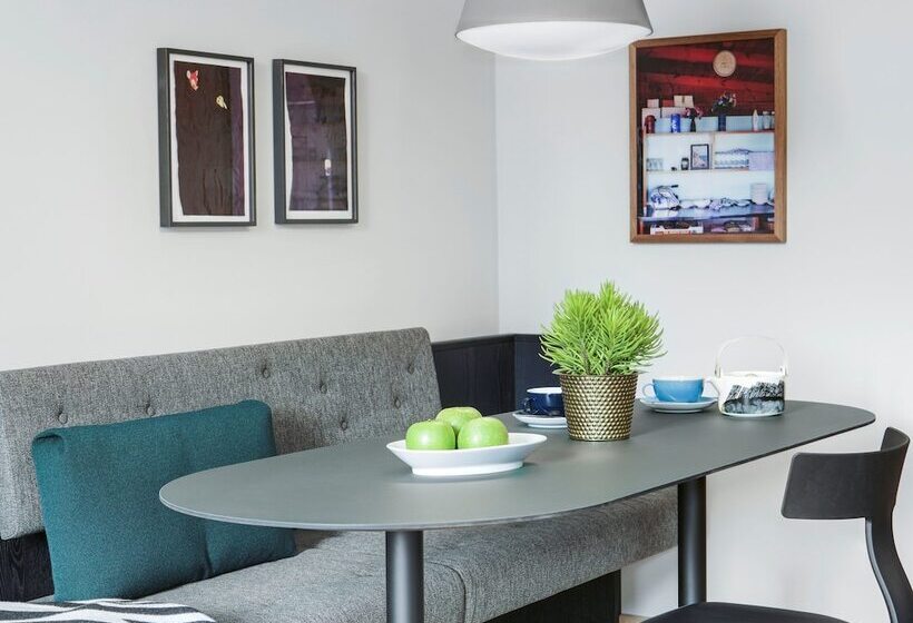 Апартаменты Deluxe 1 Спальня, Melter Hotel & Apartments   A Neighborhood