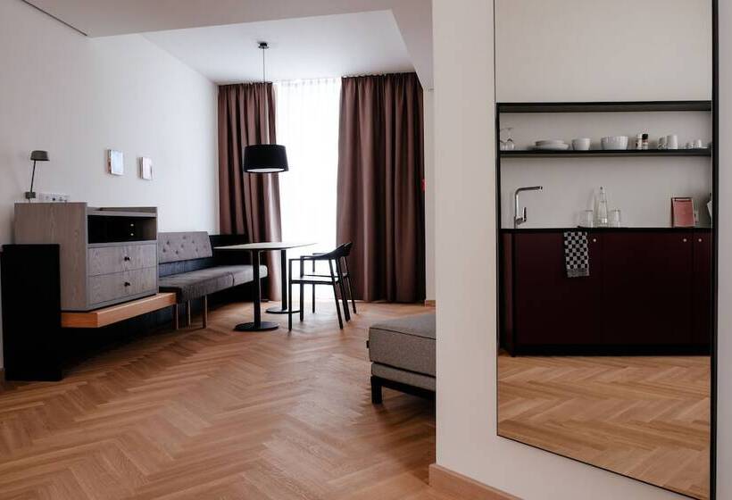 Апартаменты Deluxe 1 Спальня, Melter Hotel & Apartments   A Neighborhood
