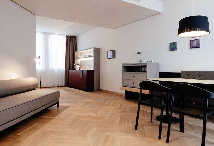 Апартаменты Deluxe 1 Спальня, Melter Hotel & Apartments   A Neighborhood