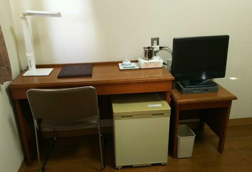 标准单人间, New Central Hotel Katsuta