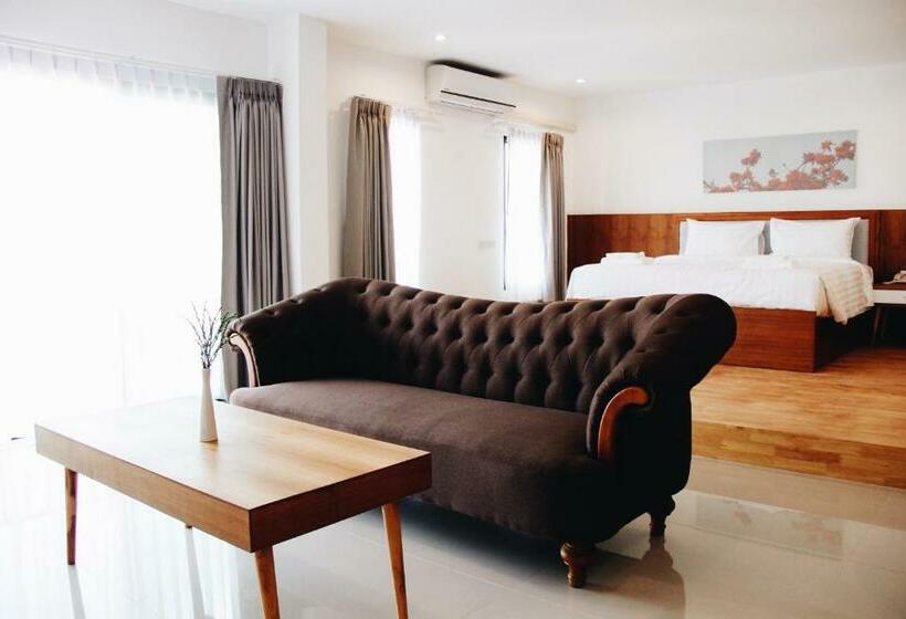 스탠다드 룸 킹사이즈 침대, Phukaning