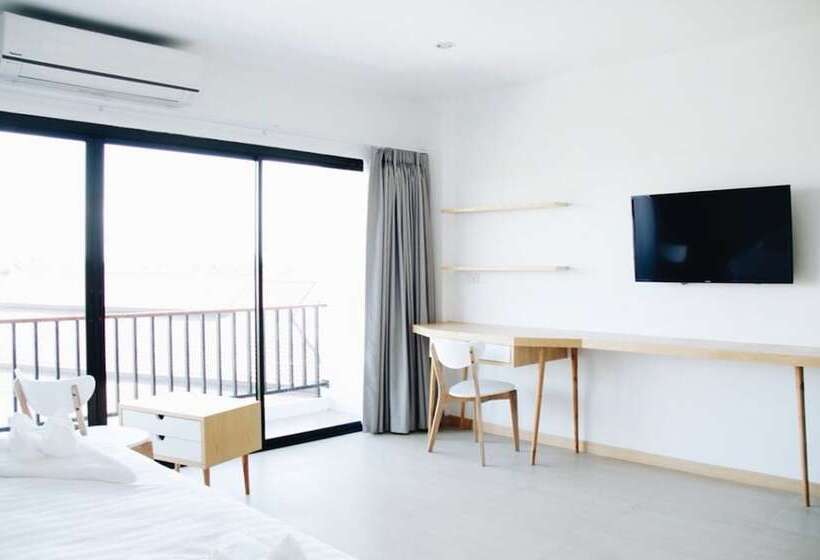 스탠다드 룸 킹사이즈 침대, Phukaning