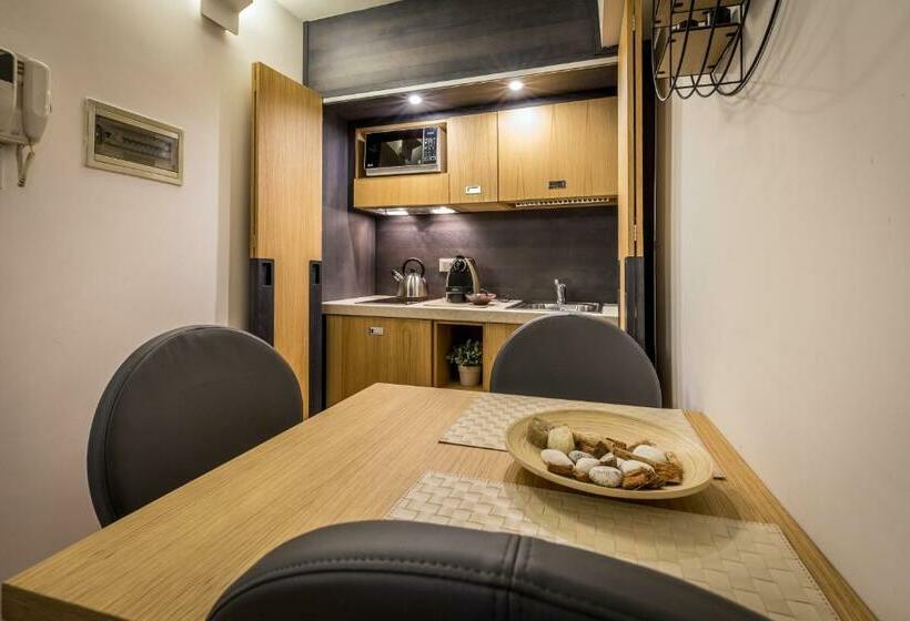 استودیوی استاندارد, Martelli 6 Suite & Apartments