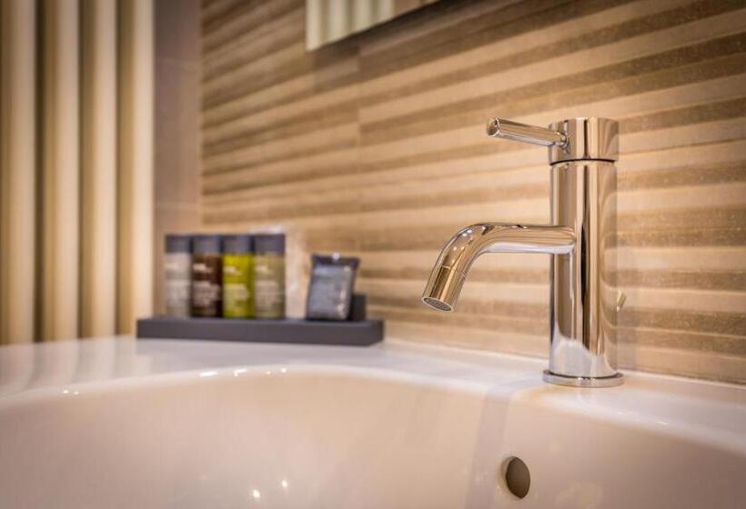 اتاق اکونومی, Martelli 6 Suite & Apartments