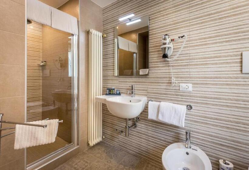 اتاق اکونومی, Martelli 6 Suite & Apartments