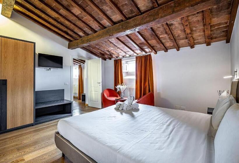 سوئیت پریمیوم, Martelli 6 Suite & Apartments