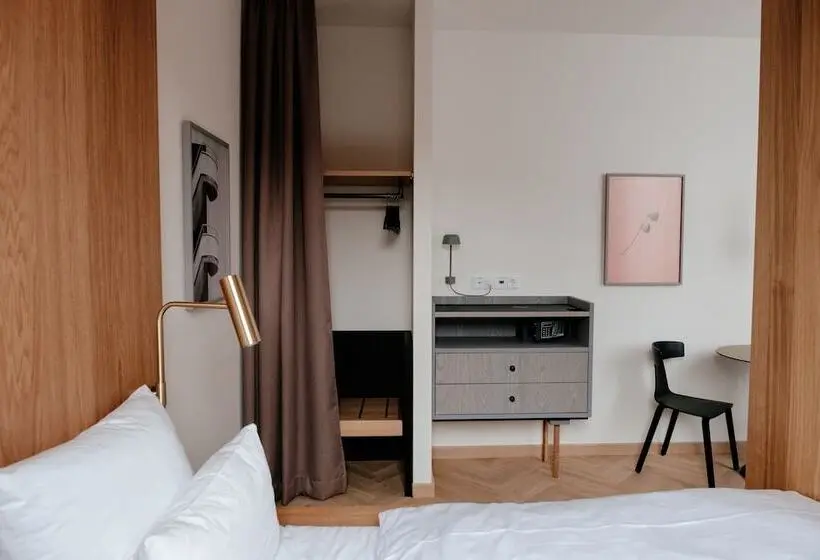 آپارتمان راحتی 1 خوابه, Melter Hotel & Apartments   A Neighborhood