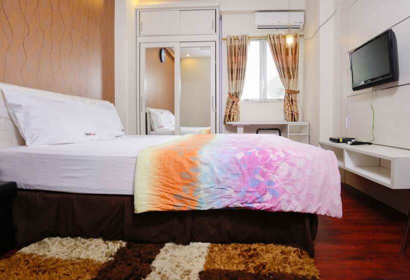 Standart Oda, Redliving Apartemen The Suites Metro   Mary Tower E