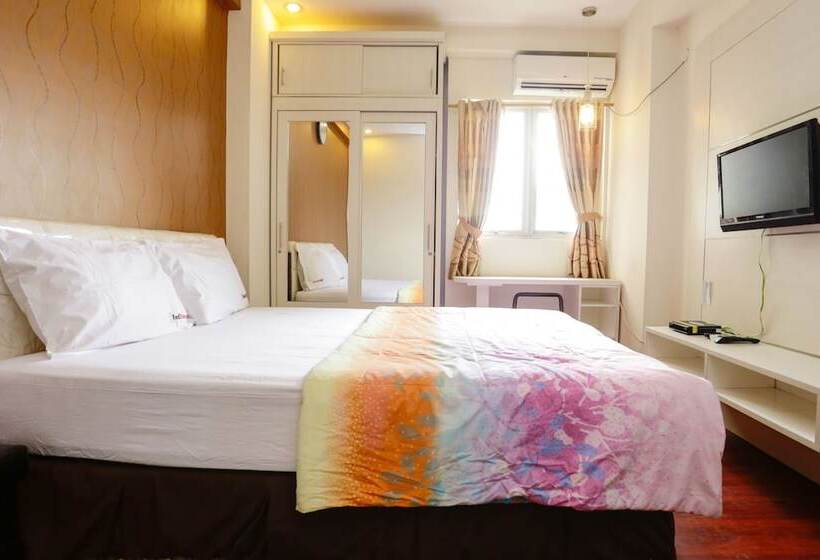 Standart Oda, Redliving Apartemen The Suites Metro   Mary Tower E