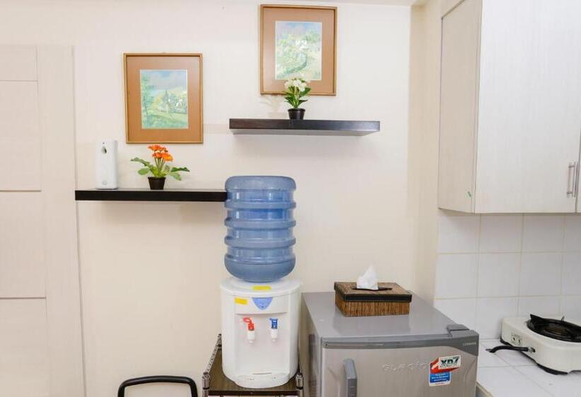 Standart Oda, Redliving Apartemen The Suites Metro   Mary Tower E