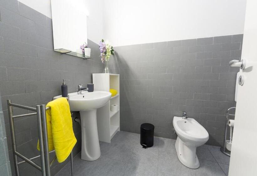 غرفة قياسية رباعية, Tra L Etna E Il Mare B&b