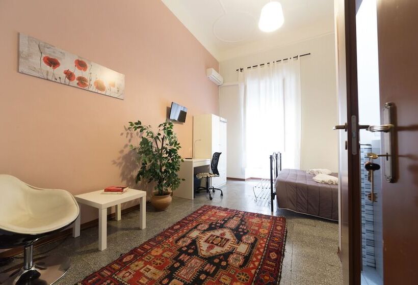 غرفة قياسية ثلاثية, Tra L Etna E Il Mare B&b