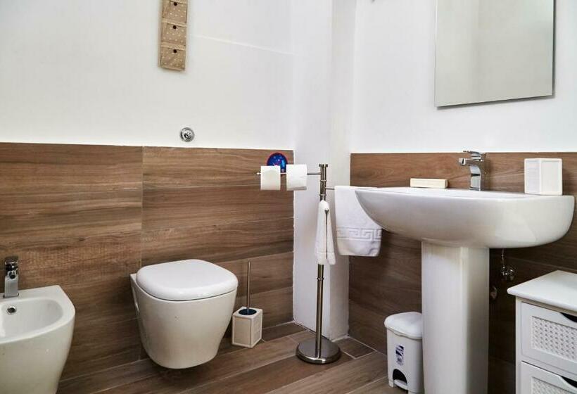 اتاق سوپریور, Maison Toledo 210