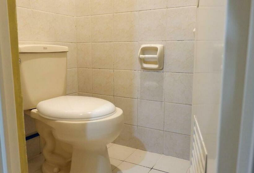 اتاق استاندارد یک نفره, Juliano