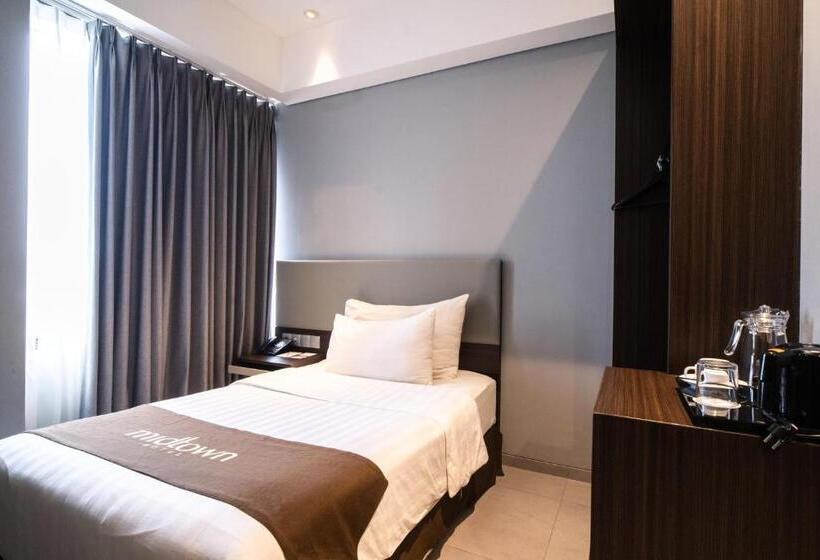 Standard Single Room, Midtown Hotel Samarinda