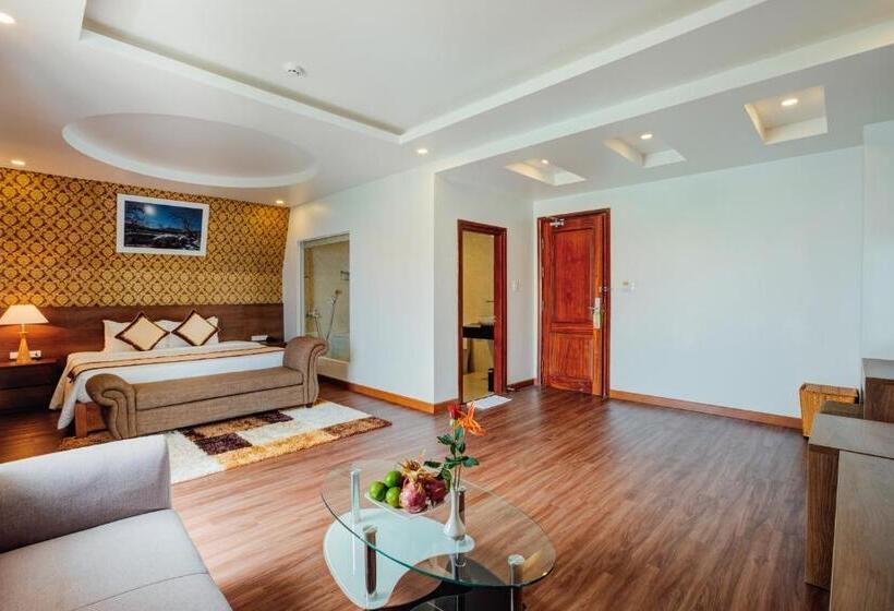 سوئیت با بالکن, Nesta Hotel Phu Quoc