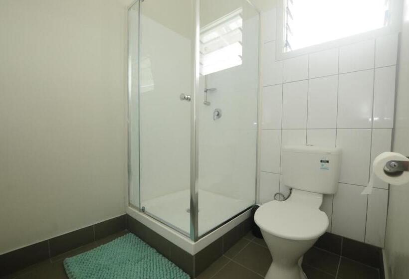 اتاق استاندارد, Talofa Inn