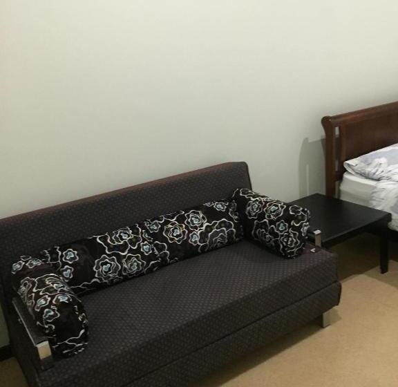 اتاق استاندارد, Talofa Inn