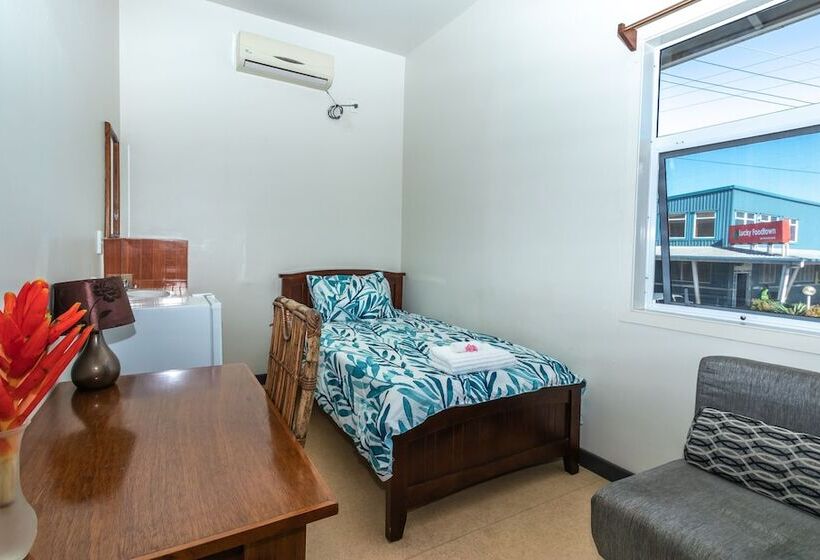 اتاق استاندارد یک نفره, Talofa Inn