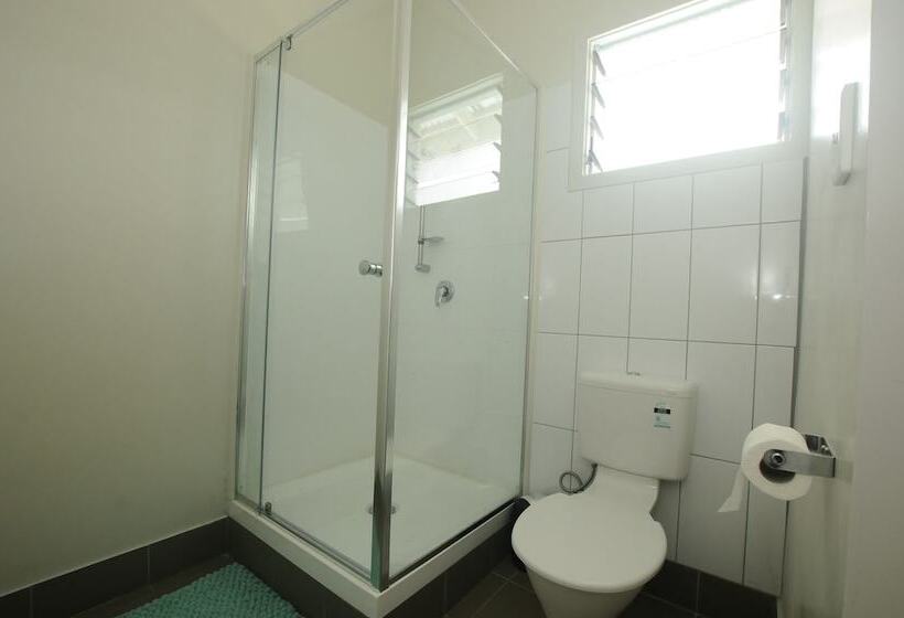 اتاق استاندارد, Talofa Inn