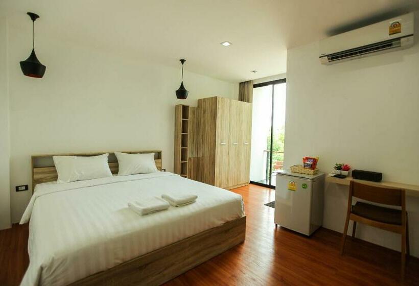 キングサイズベッドのスタンダードルーム, Thamm Residence