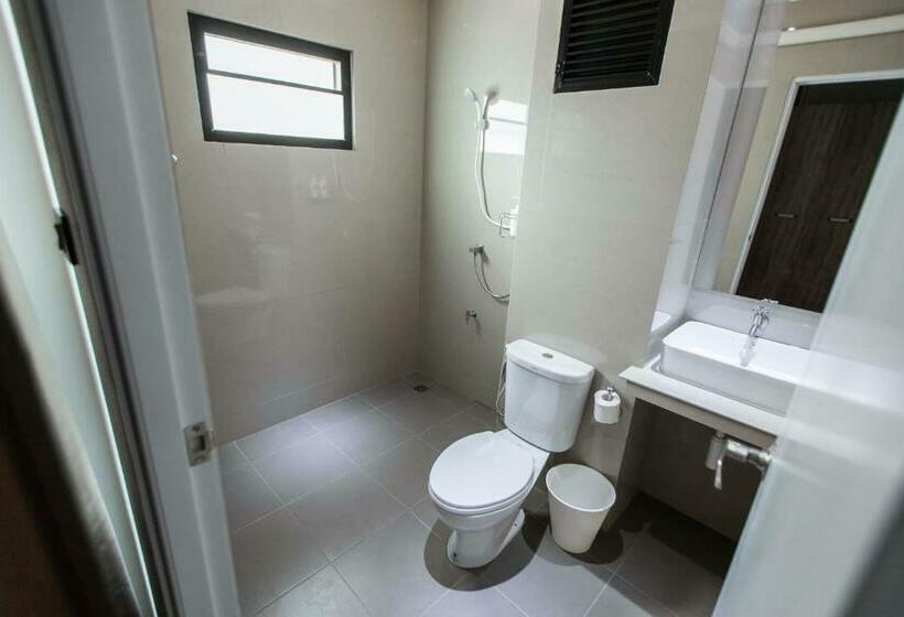 キングサイズベッドのスタンダードルーム, Thamm Residence