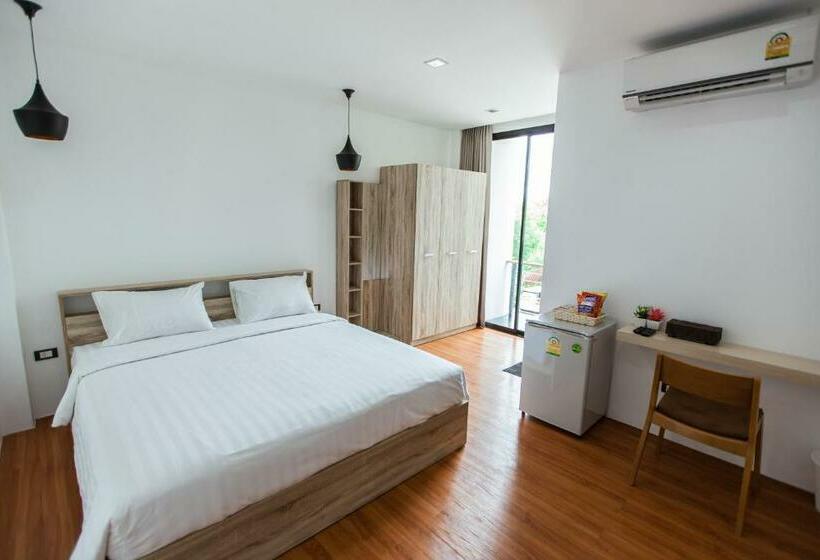 キングサイズベッドのスタンダードルーム, Thamm Residence