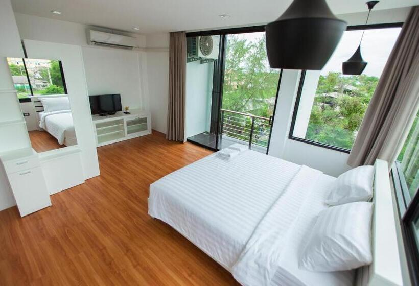 キングサイズベッドのスーペリアルーム, Thamm Residence