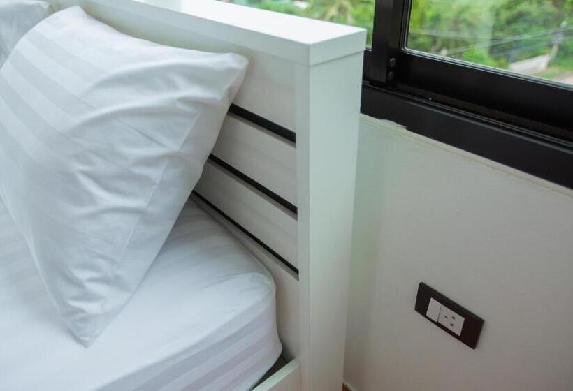 キングサイズベッドのスーペリアルーム, Thamm Residence