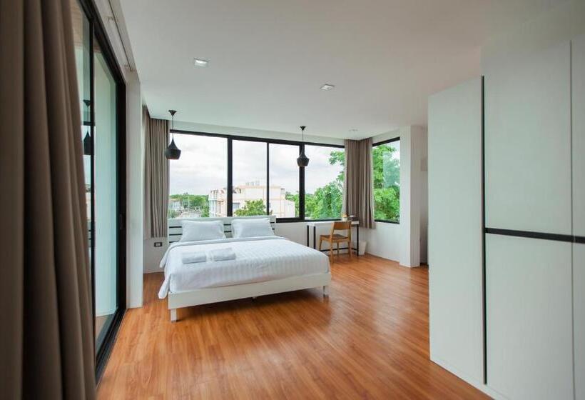 디럭스 룸 킹사이즈 침대, Thamm Residence