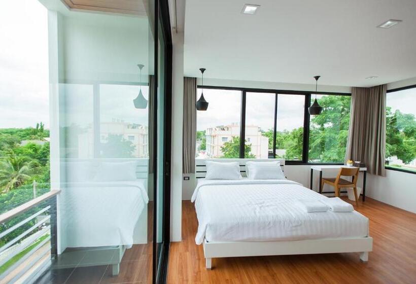 キングサイズベッドのスーペリアルーム, Thamm Residence