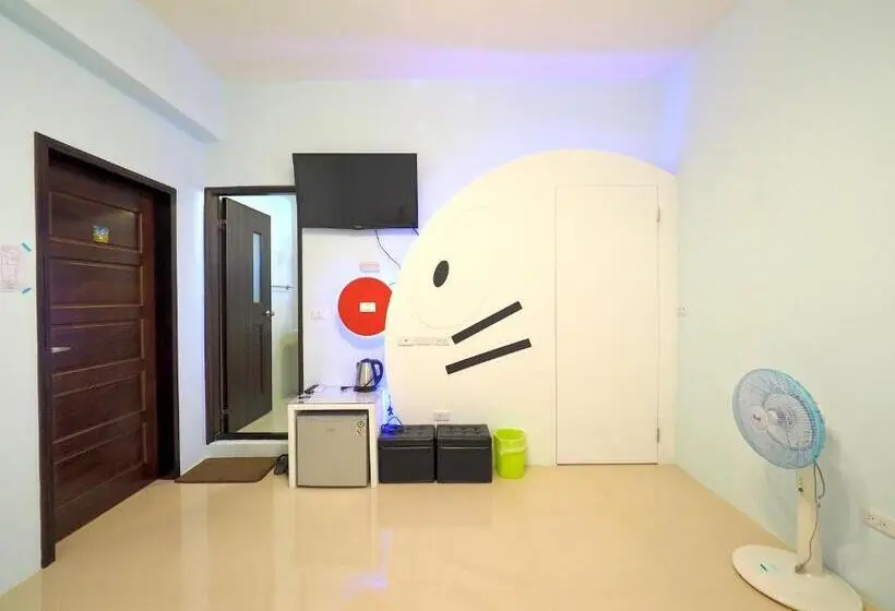 اتاق استاندارد چهار تخته, Love And Peace B&b