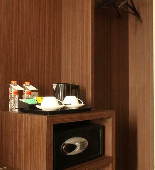 غرفة ديلوكس, Midtown Hotel Samarinda