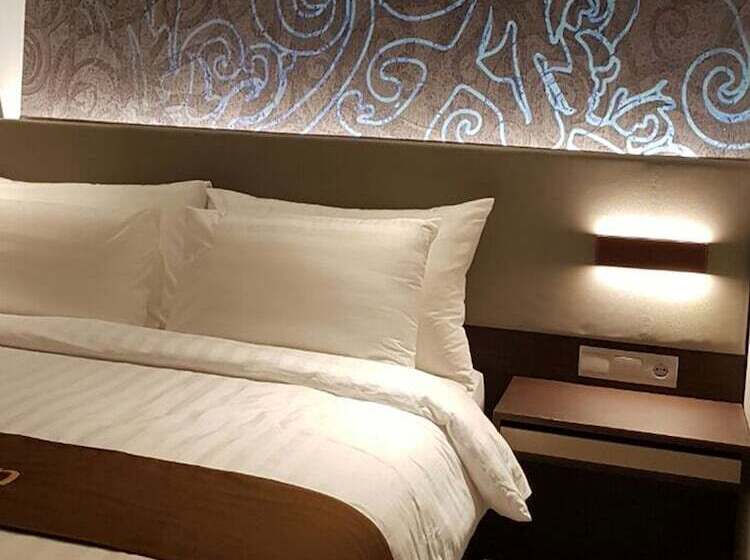 Superior Room, Midtown Hotel Samarinda