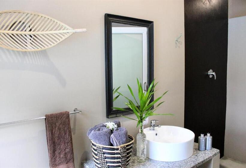 标准三人间, Igwalagwala Guest House