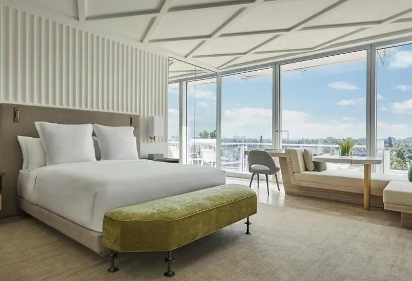 Sviitti Näkymä, Four Seasons Hotel At The Surf Club