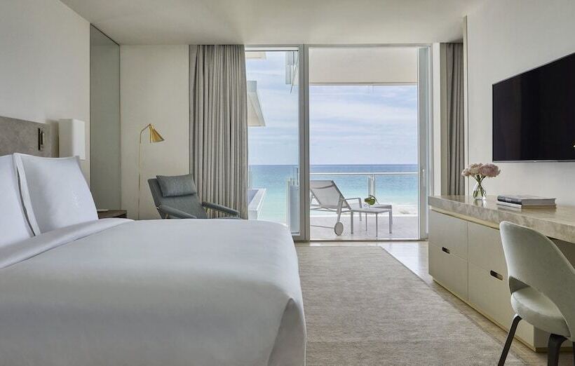 جناح لذوى الاحتياجات الخاصة, Four Seasons Hotel At The Surf Club