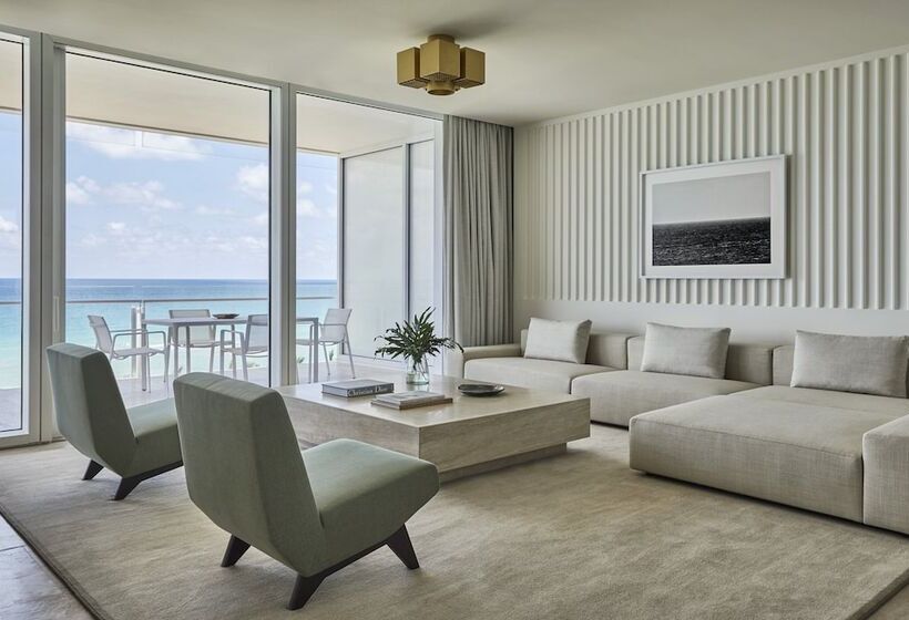 2 Bedrooms Suite Sea View, Four Seasons Hotel At The Surf Club