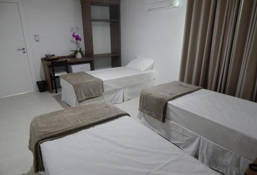 标准三人间, Pousada Gaia