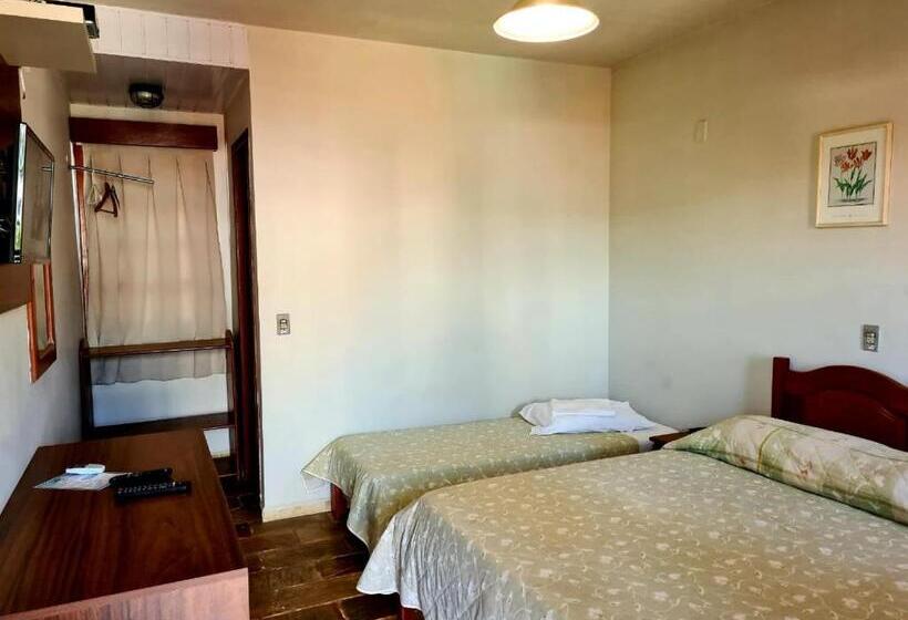 غرفة قياسية ثلاثية, Bartholo Plaza Hotel Santa Catarina