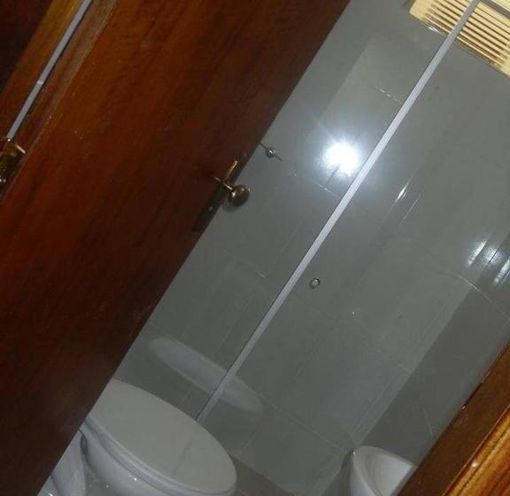 חדר משפחתי, Estação Da Fé